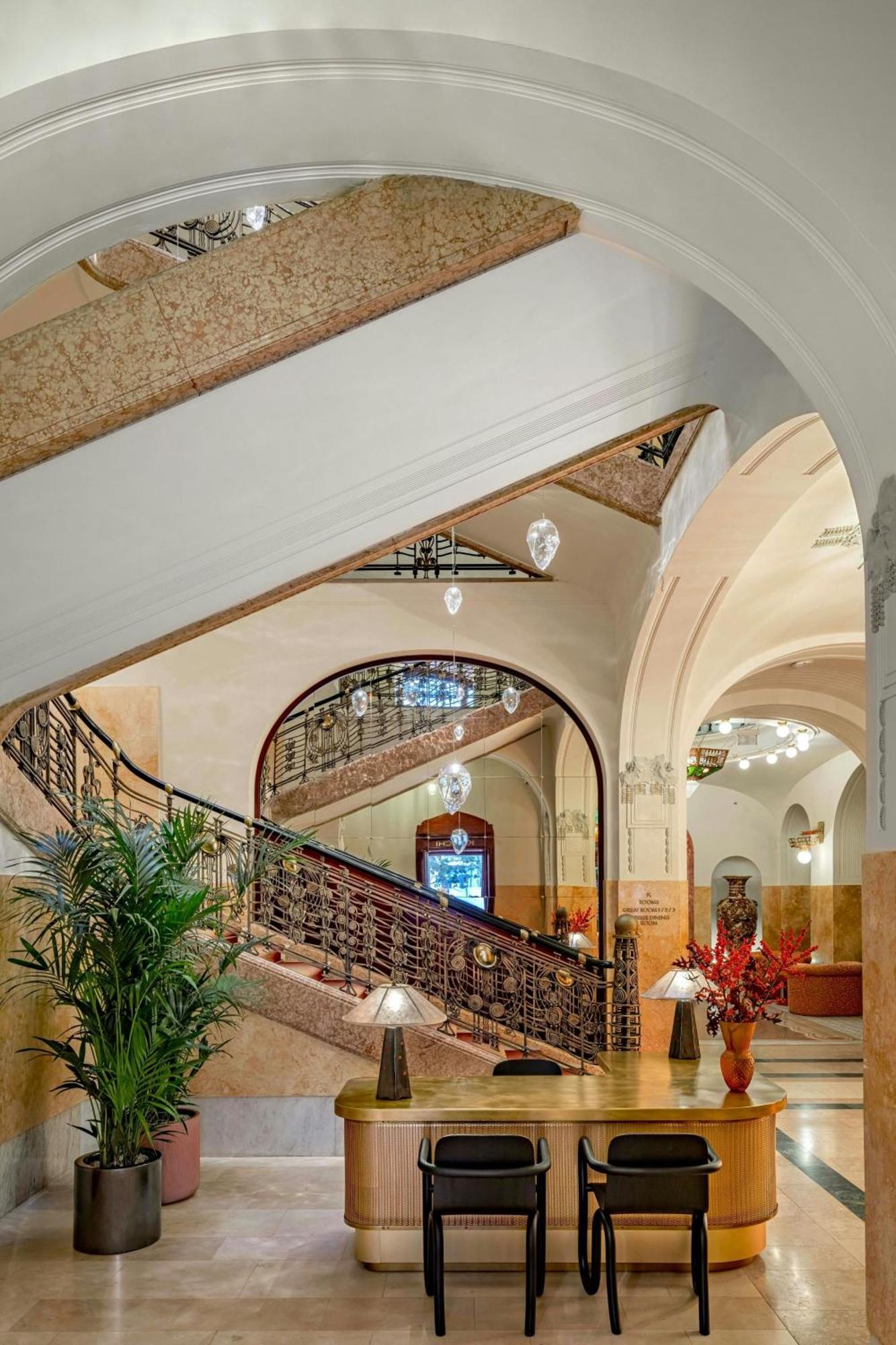 W Prague Hotel Екстериор снимка